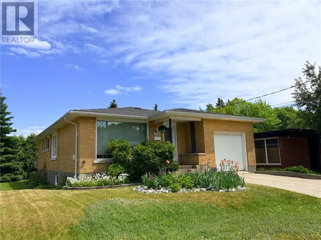 208 Tanguay Avenue Sudbury ON P3C 5G4