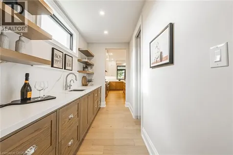 362 Harmony Hall Drive Ancaster ON L9G 2T4