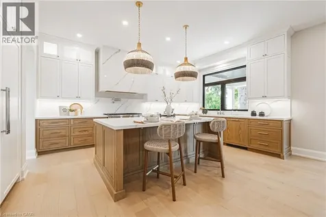 362 Harmony Hall Drive Ancaster ON L9G 2T4