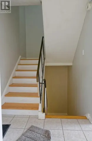 241 Ridgepark Private Ottawa ON K2G 1H1