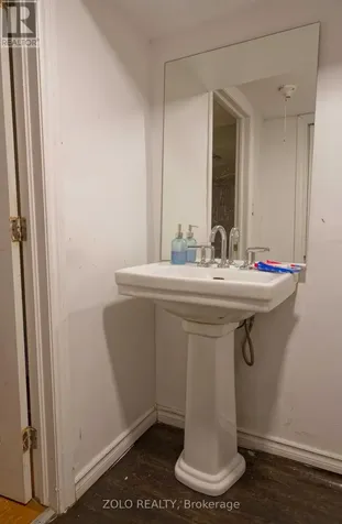 241 Ridgepark Private Ottawa ON K2G 1H1