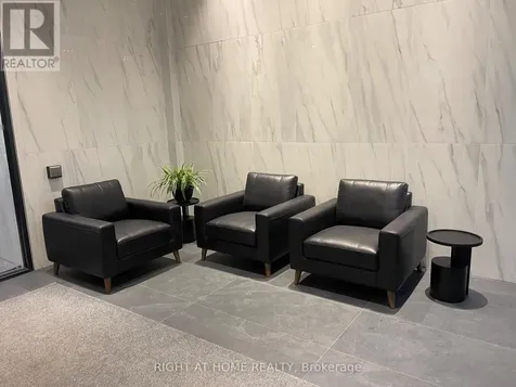 203 Catherine Street Ottawa ON K2P 1J5