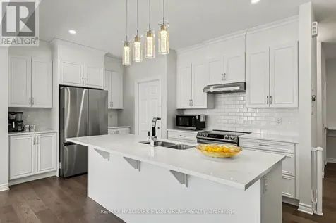 396 Ventoux Avenue Ottawa ON K4A 5L9