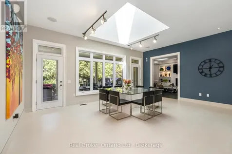 4507 Lakeshore Road Burlington (shoreacres) ON L7L 1B3