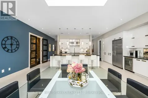 4507 Lakeshore Road Burlington (shoreacres) ON L7L 1B3