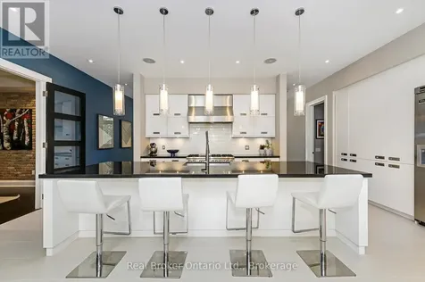 4507 Lakeshore Road Burlington (shoreacres) ON L7L 1B3