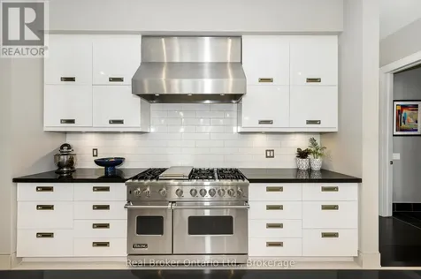 4507 Lakeshore Road Burlington (shoreacres) ON L7L 1B3