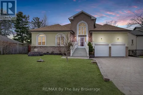 126 29th Street North Wasaga Beach ON L9Z 2C9