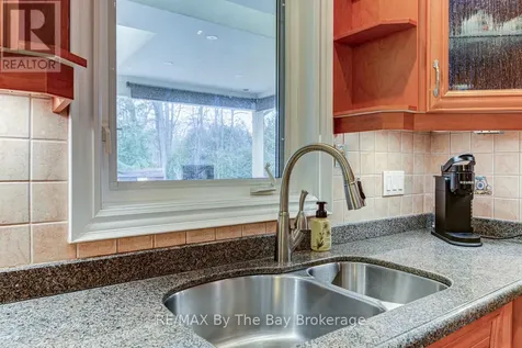 126 29th Street North Wasaga Beach ON L9Z 2C9