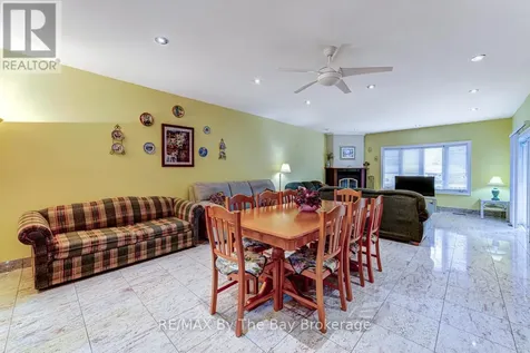 126 29th Street North Wasaga Beach ON L9Z 2C9