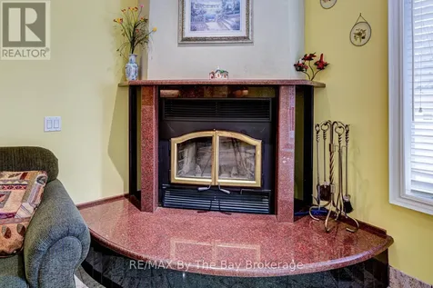 126 29th Street North Wasaga Beach ON L9Z 2C9