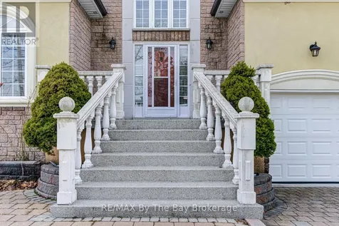 126 29th Street North Wasaga Beach ON L9Z 2C9