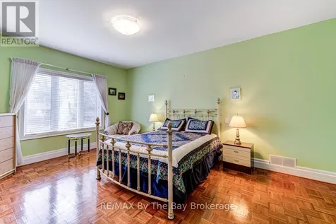 126 29th Street North Wasaga Beach ON L9Z 2C9