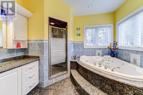 126 29th Street North Wasaga Beach ON L9Z 2C9