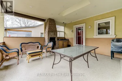 126 29th Street North Wasaga Beach ON L9Z 2C9
