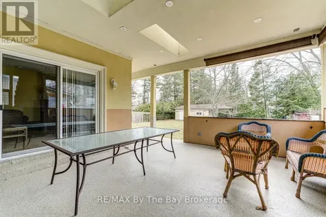 126 29th Street North Wasaga Beach ON L9Z 2C9