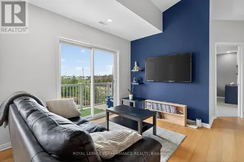 104 Sternes Private Ottawa ON K4A 0X8