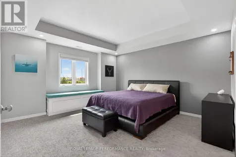 104 Sternes Private Ottawa ON K4A 0X8