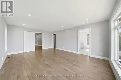6933 Notre Dame Street Ottawa ON K1C 1H6