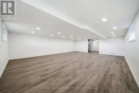 6933 Notre Dame Street Ottawa ON K1C 1H6