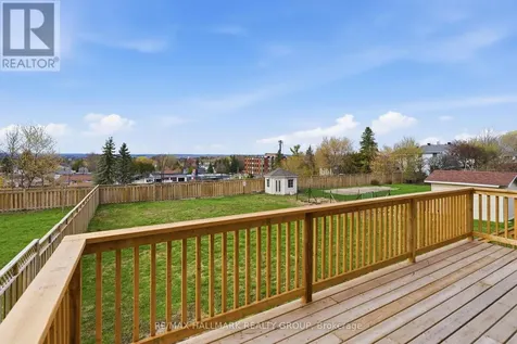 6933 Notre Dame Street Ottawa ON K1C 1H6