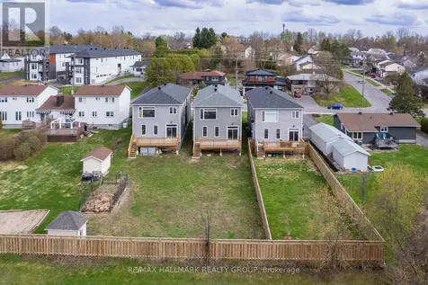 6933 Notre Dame Street Ottawa ON K1C 1H6