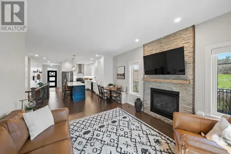 601 Meadowridge Circle Ottawa ON K0A 1L0