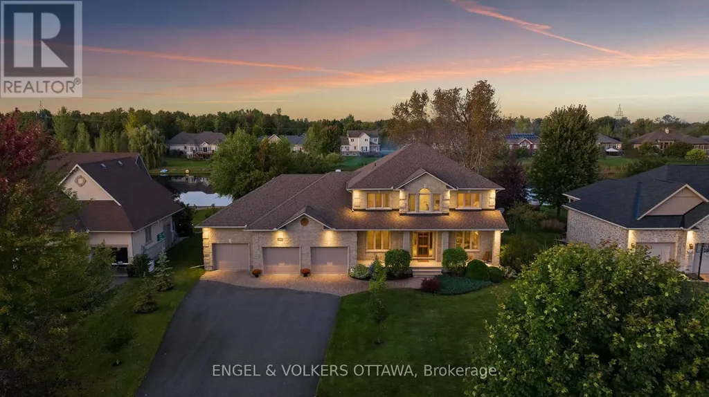6808 Suncrest Drive Ottawa ON K4P 0B2