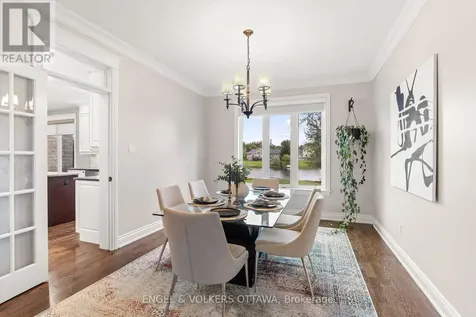 6808 Suncrest Drive Ottawa ON K4P 0B2