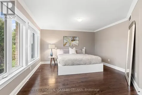 6808 Suncrest Drive Ottawa ON K4P 0B2
