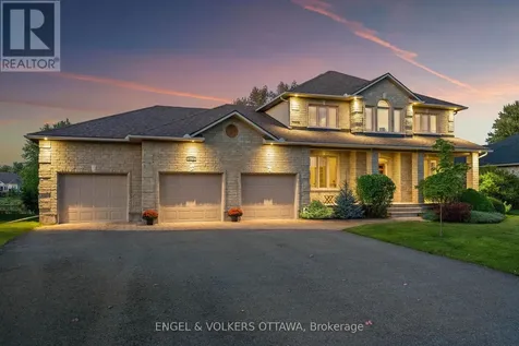 6808 Suncrest Drive Ottawa ON K4P 0B2
