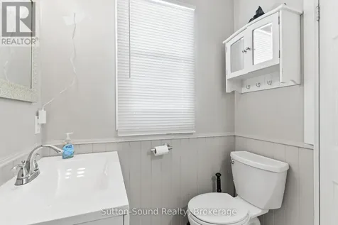 606 Mallory Beach Road South Bruce Peninsula ON N0H 2T0
