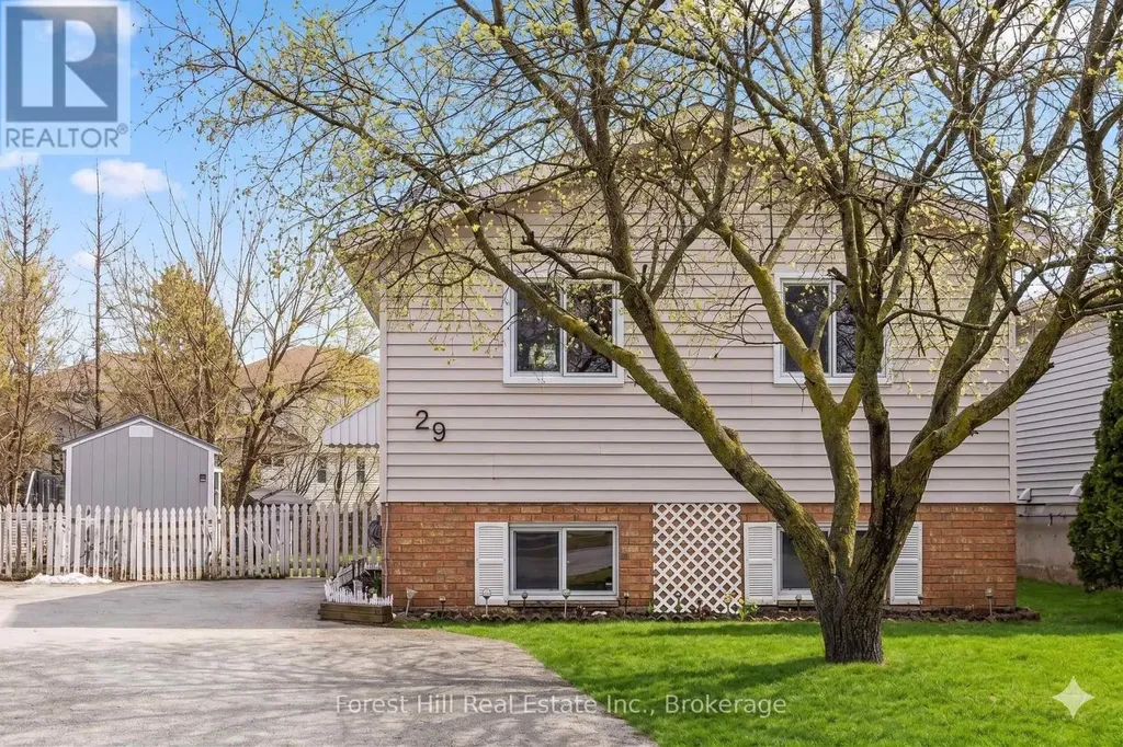 29 Dillon Drive Collingwood ON L9Y 4S3