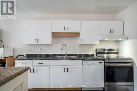 29 Dillon Drive Collingwood ON L9Y 4S3