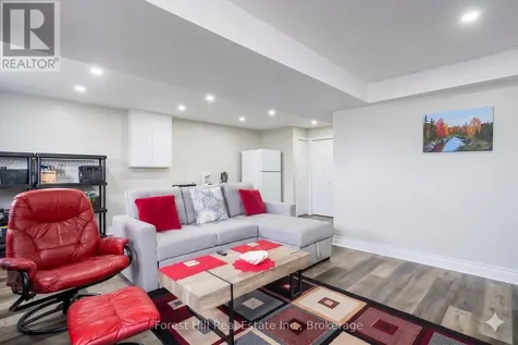 29 Dillon Drive Collingwood ON L9Y 4S3