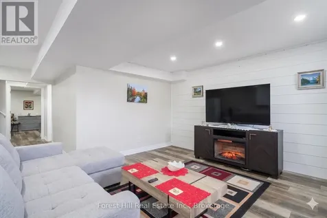 29 Dillon Drive Collingwood ON L9Y 4S3
