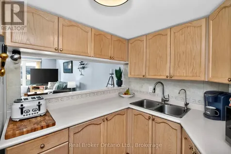 11 Beck Boulevard Penetanguishene ON L9M 2G1