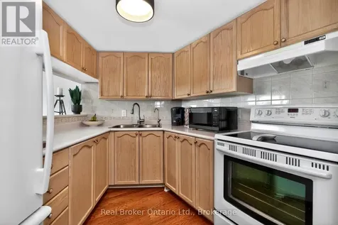 11 Beck Boulevard Penetanguishene ON L9M 2G1