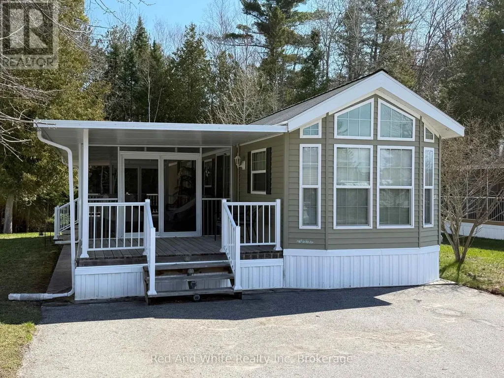 103 Madawaska Trail Wasaga Beach ON L9Z 1X7