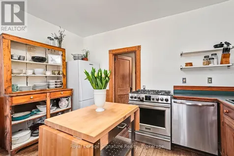 155 Clark Street Blue Mountains ON N0H 1J0