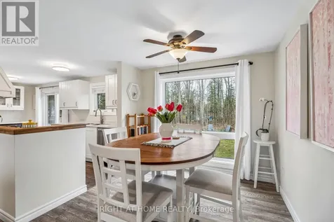 158 Zoo Park Road Wasaga Beach ON L9Z 2P2