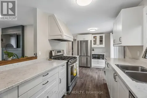158 Zoo Park Road Wasaga Beach ON L9Z 2P2