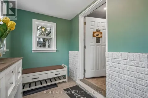 158 Zoo Park Road Wasaga Beach ON L9Z 2P2