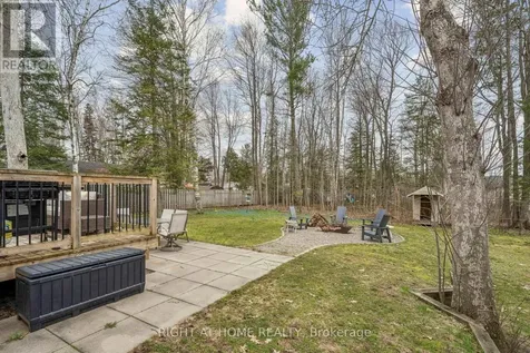 158 Zoo Park Road Wasaga Beach ON L9Z 2P2