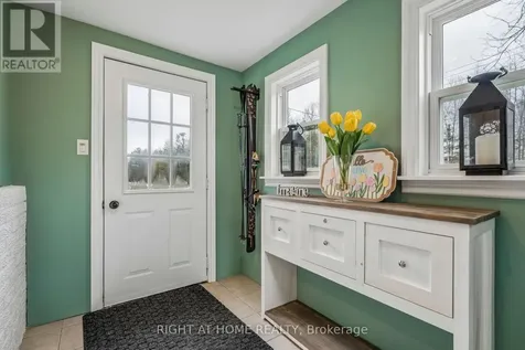 158 Zoo Park Road Wasaga Beach ON L9Z 2P2