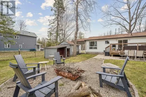 158 Zoo Park Road Wasaga Beach ON L9Z 2P2
