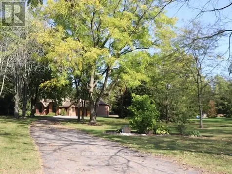 1514 Longwoods Road Southwest Middlesex ON N0L 2N0