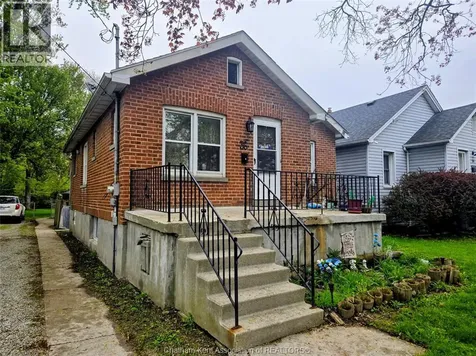 36 Mcnaughton Ave E Avenue Chatham ON N7L 2G1