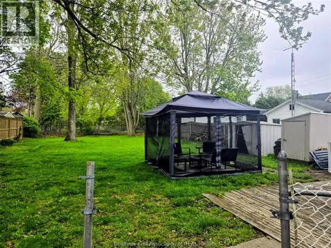 36 Mcnaughton Ave E Avenue Chatham ON N7L 2G1