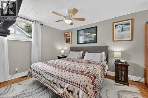 17 Mcclure Lane Port Sydney ON P0B 1L0